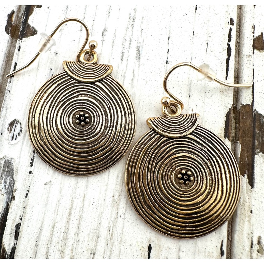 Gold Tone Engraved Coin Earrings‎